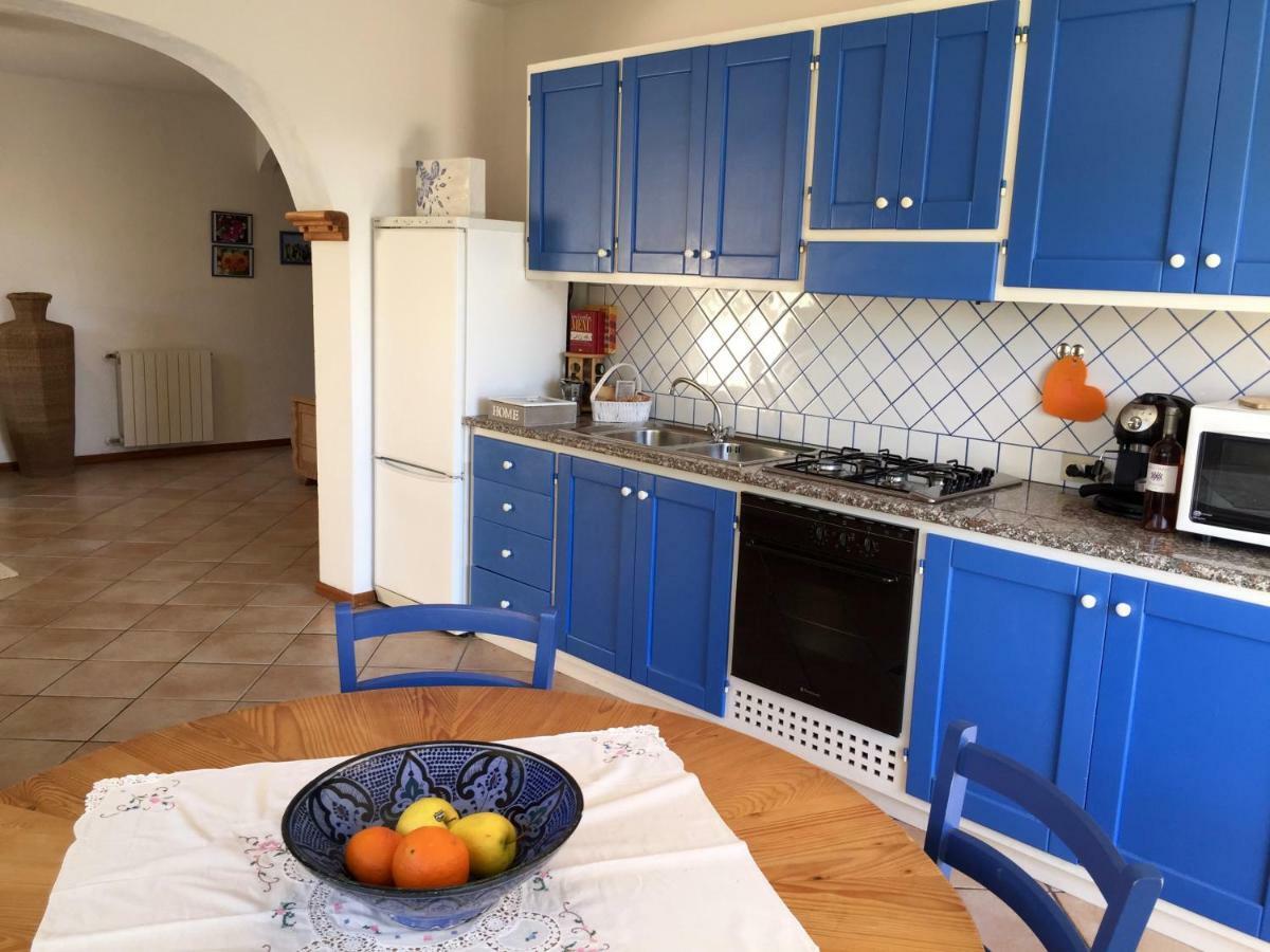 La Casa Blu Vila San Pantaleo Exterior foto