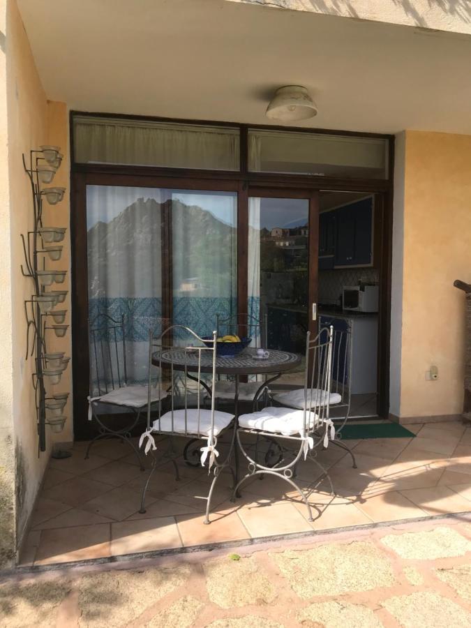 La Casa Blu Vila San Pantaleo Exterior foto